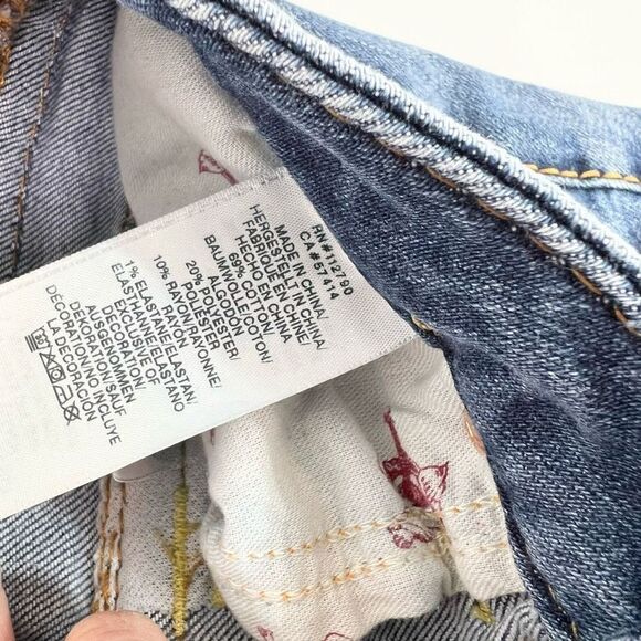 True Religion Skinny Jeans Womens 26 Mid Rise Jennie Curvy Rip Distressed Bottom - Picture 6 of 14